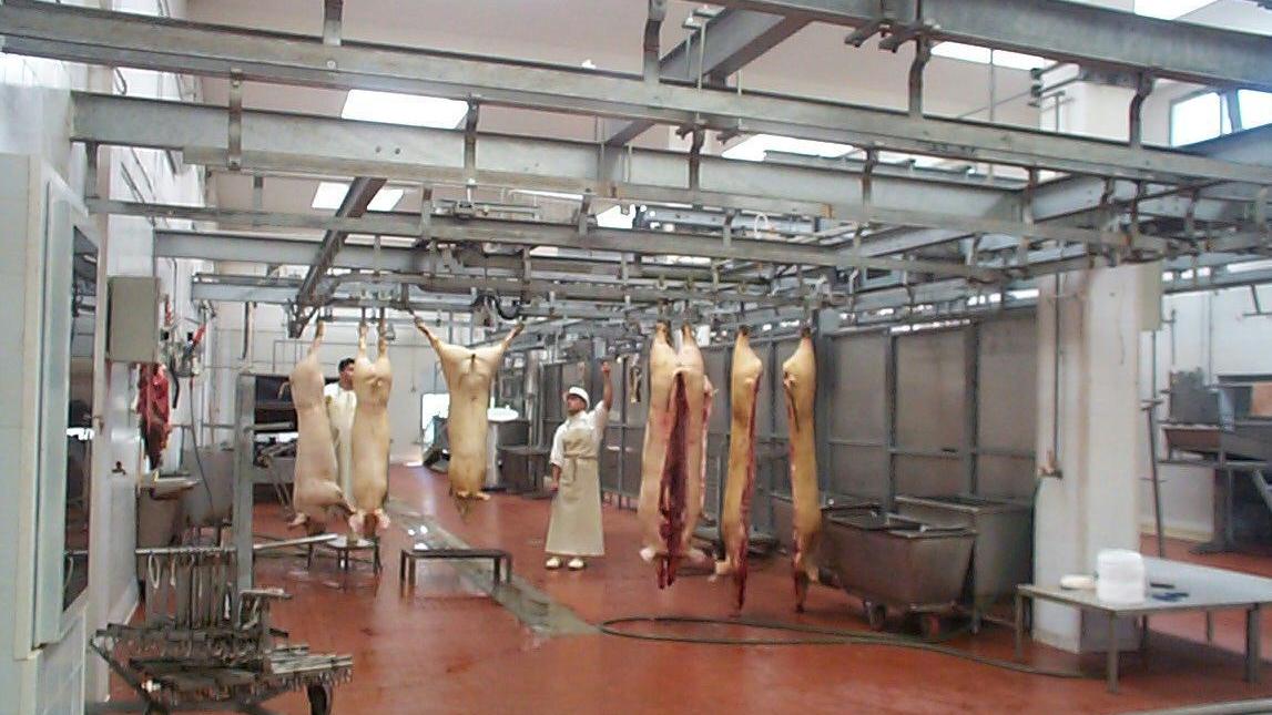 Sedilo punta a un mattatoio intercomunale