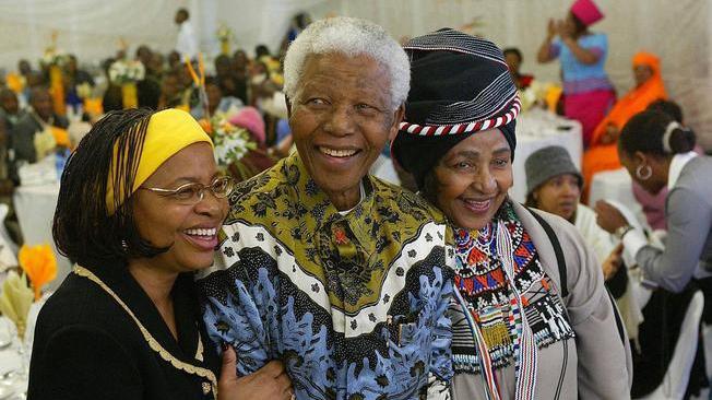 Morta Winnie, ex moglie di Mandela