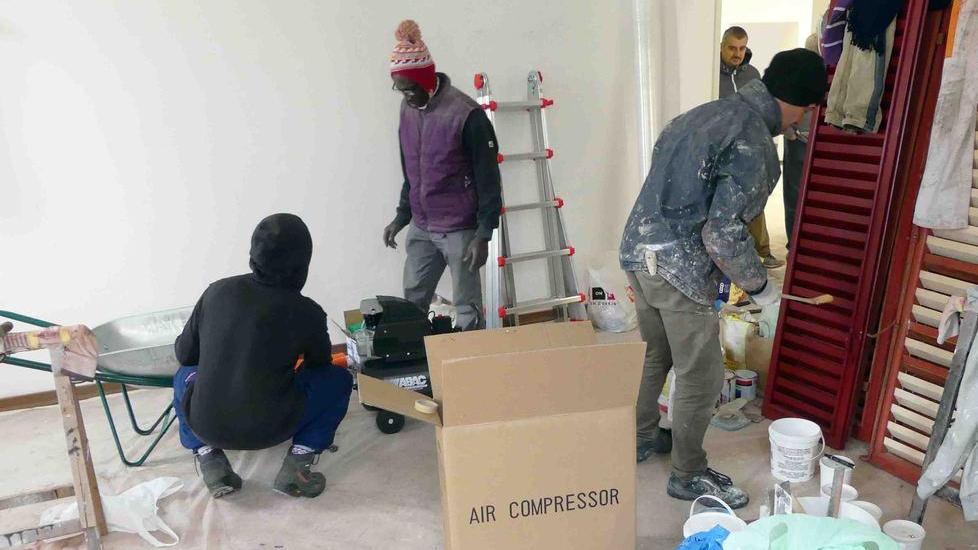Serra: niente profughi all’ex Banzi