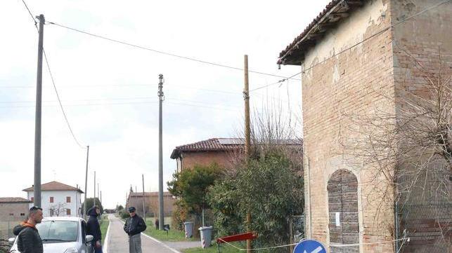 «Edificio inagibile e senza aiuti»