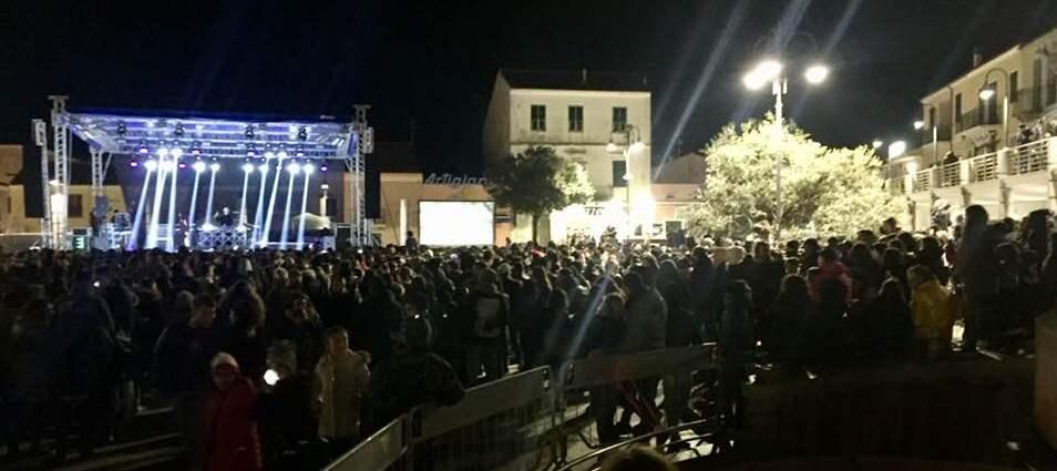 Coez e Vibrazioni fanno il pieno 