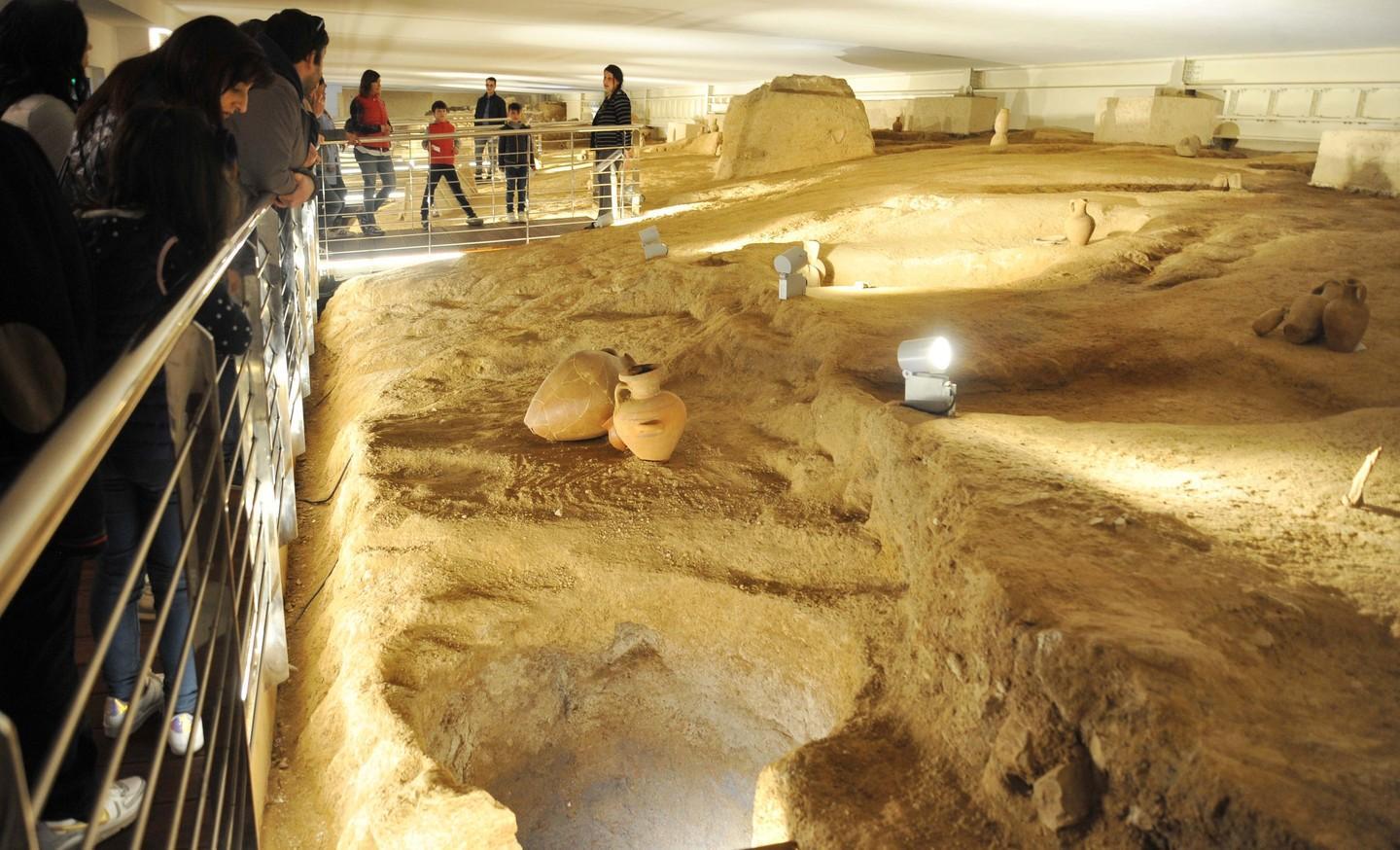 Tutti pazzi per la necropoli boom di visitatori a Pasqua 