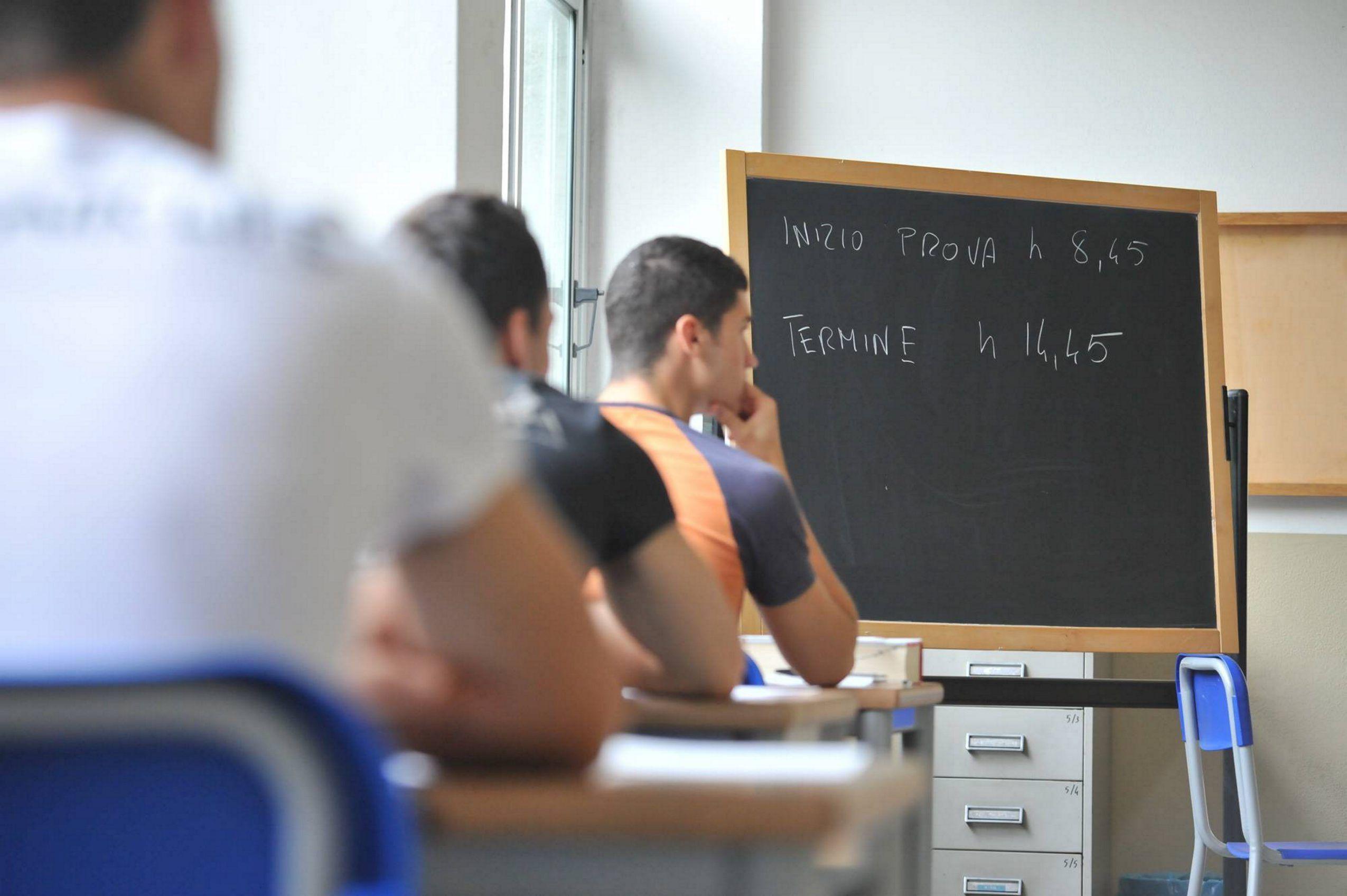 A Calangianus e Luras niente precetto pasquale all'istituto comprensivo: è polemica