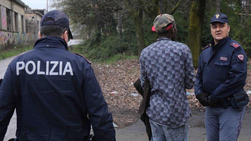 Reggio Emilia, ancora un’aggressione tra i capannoni delle Officine