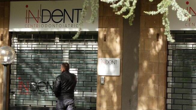 Lo studio chiude all’improvviso Decine di clienti senza dentista