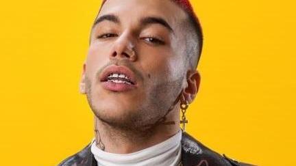 Il rapper dei teenager e un nuovo logo chiudono il cartellone