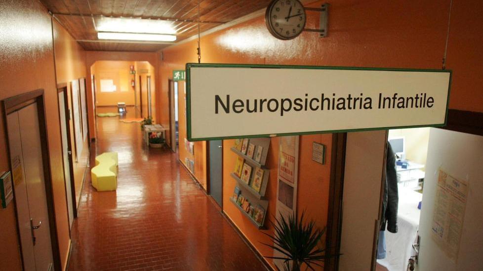 «Grazie al dottor Carlo Fusco arrivò a camminare e nuotare»