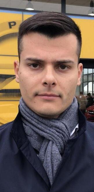 Raid nella concessionaria Opel Ziello: «Sgomberare i campi rom»