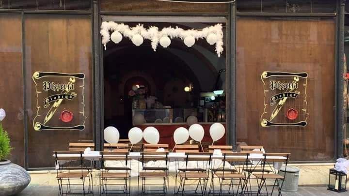 Ladri in pizzeria, sparisce il giochino dei bambini