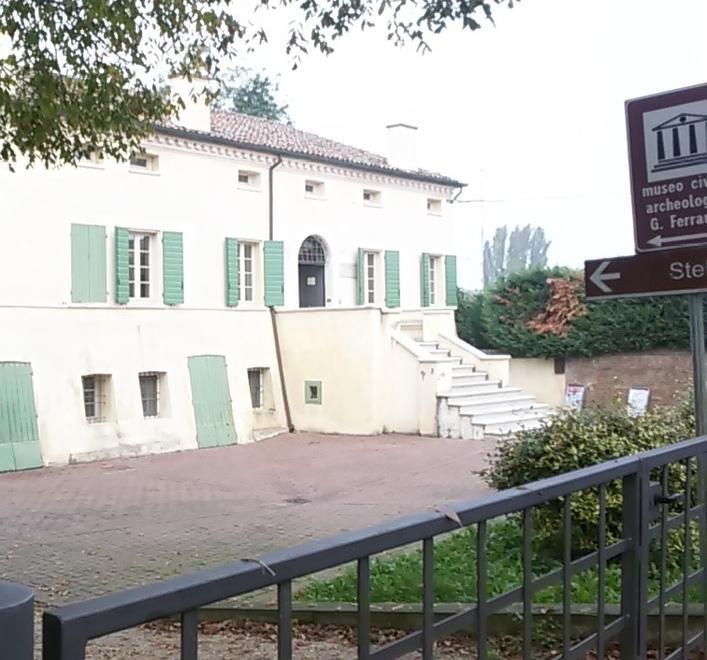 Gli alunni visitano una terramara