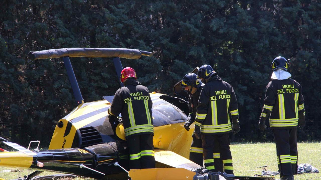 L'elicottero precipitato allo Sporting Club di via Firenze