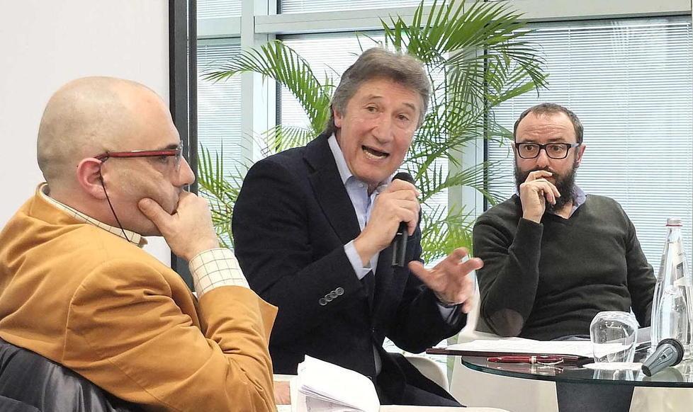 Pd, tentativi di mediazione con le primarie sullo sfondo 