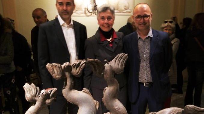 Delfini d’Ardenza in Comune inaugurata l’opera restaurata