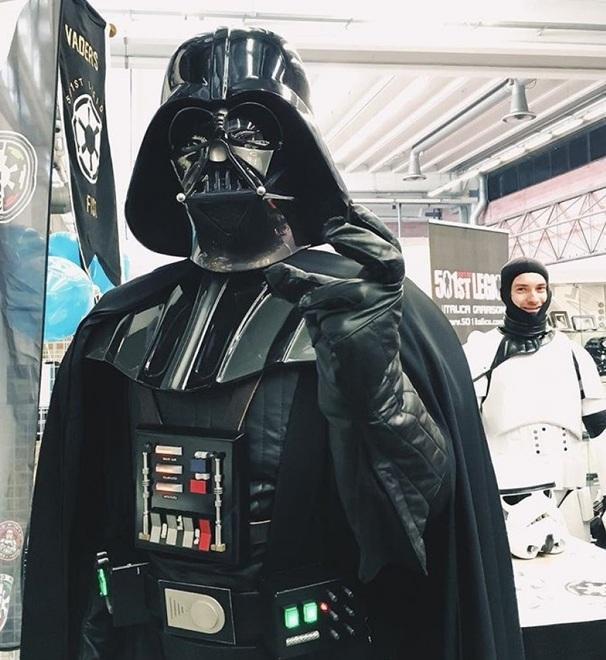 Apre il “Villaggio”: cosplay, figuranti, spettacoli