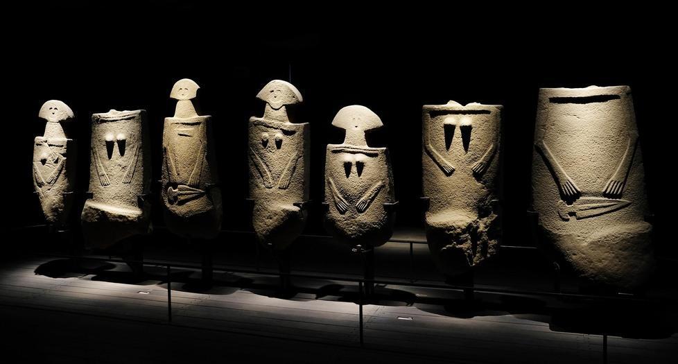 Alla scoperta delle misteriose Statue Stele: ecco il Castello del Piagnaro