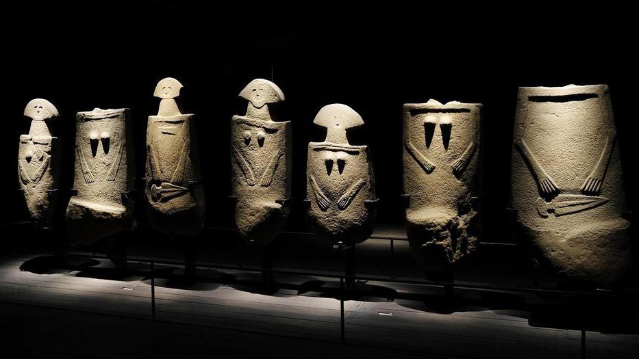 Alla scoperta delle misteriose Statue Stele: ecco il Castello del Piagnaro