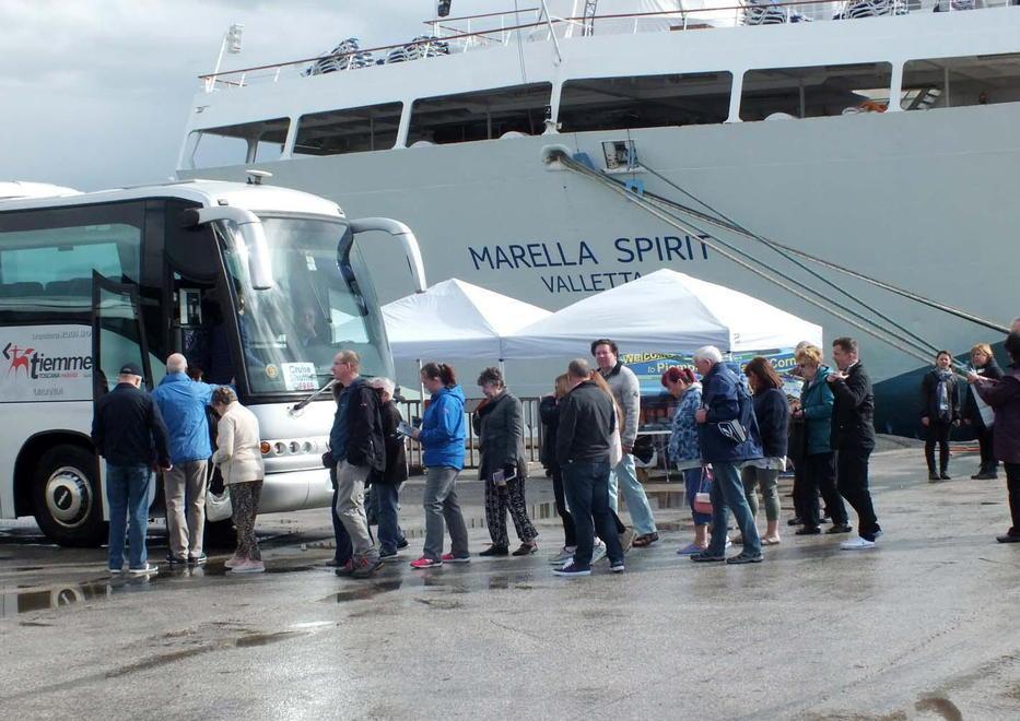 «Le crociere strada da seguire per gli affari e il morale»