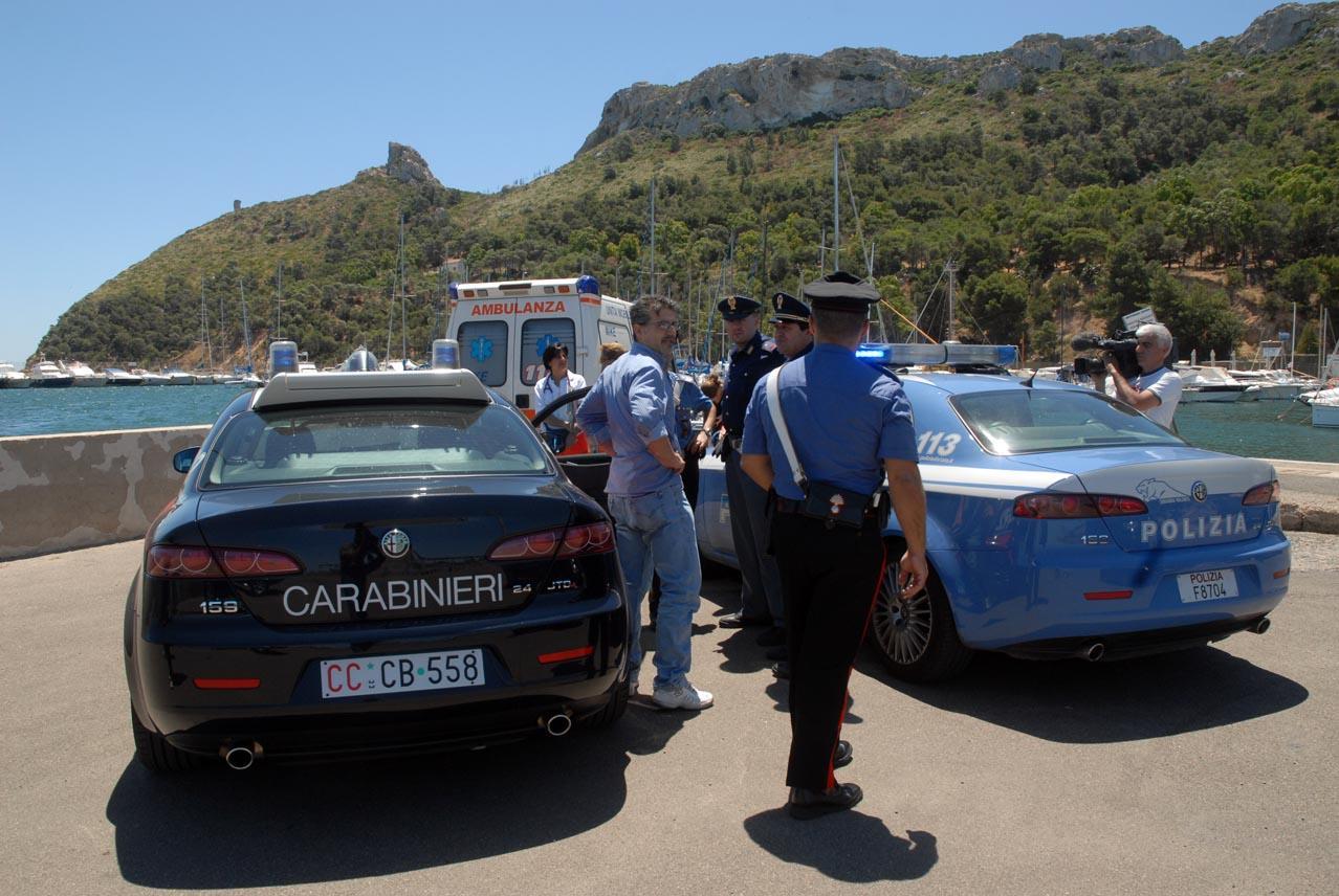 Prende la canoa per uscire a Marina Piccola, si accascia e muore