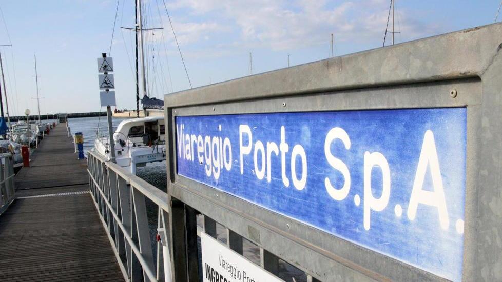 Viareggio Porto, privati fermi