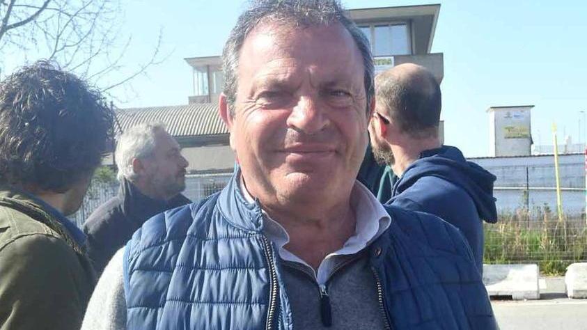 «Ci licenziano e qui lavorano di sabato»