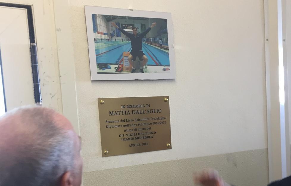 Mattia, l’omaggio del liceo Corni 