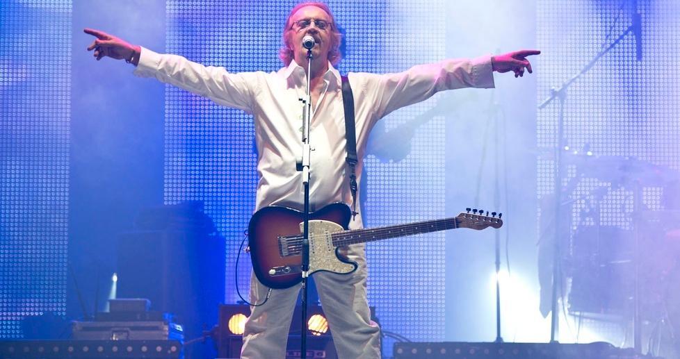 Tozzi porta al Comunale 40 anni di storia della musica 