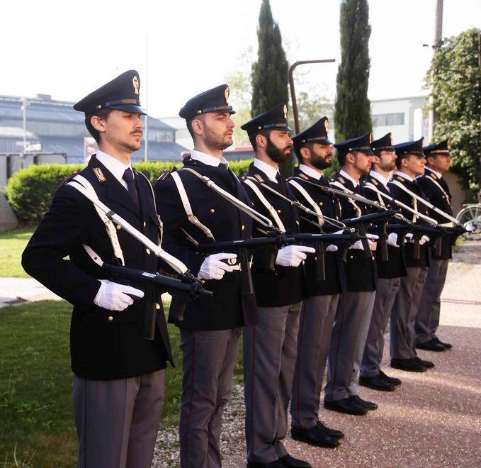 Martedì la polizia compie 166 anni 