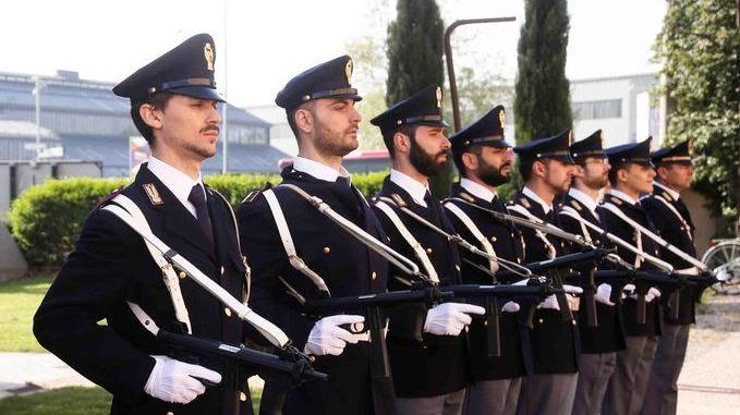 Martedì la polizia compie 166 anni