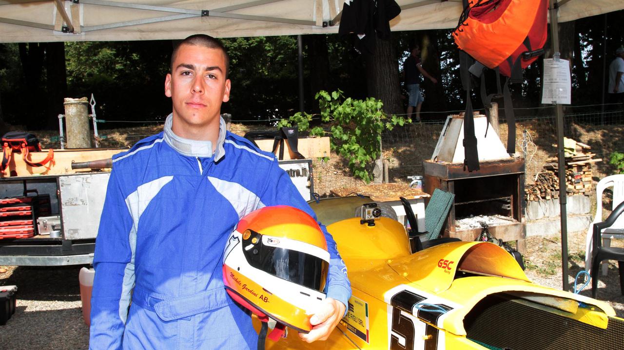 Addio al 24enne Michele, esperto campione di motonautica