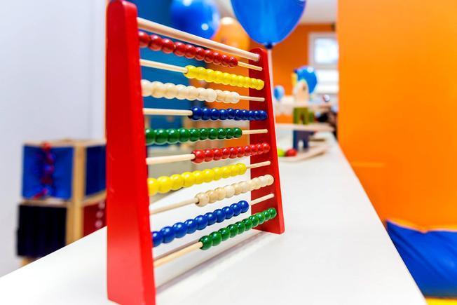 Maltrattamenti a bimbi dell'asilo, indagata una suora a Oristano