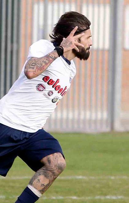 Tripletta di Toni, il Castelnuovo viene travolto 
