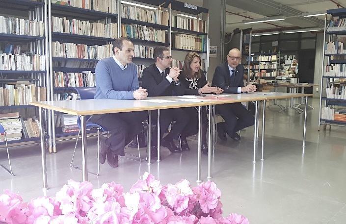Un momento della lezione al Gramsci Keynes con i commercialisti in cattedra