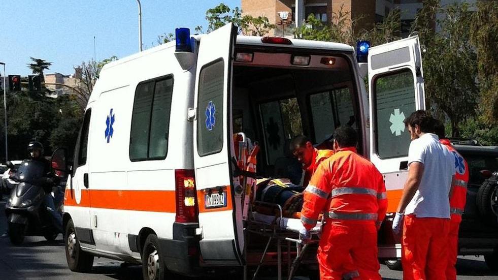 Anziano cade da un ponteggio a Pirri: 40 giorni di cure