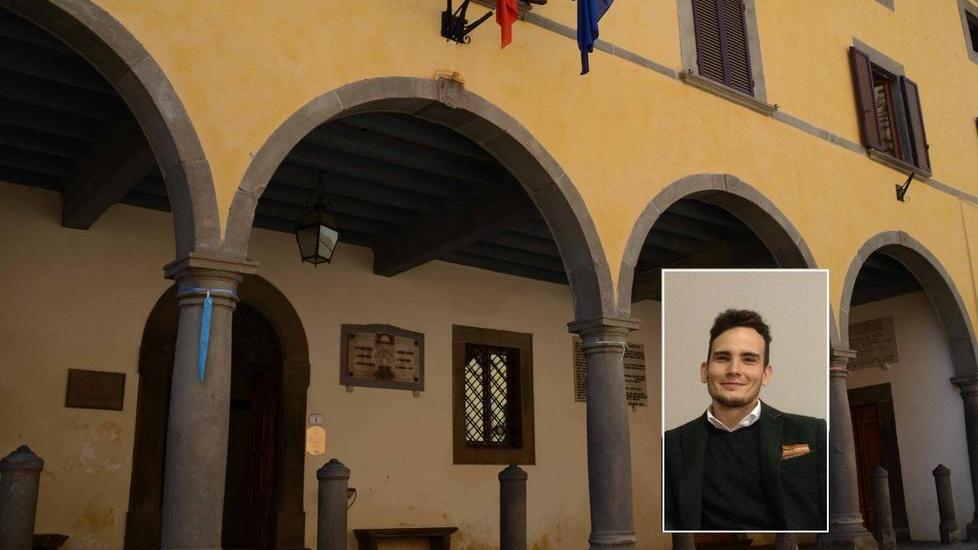 La falsa laurea finisce sul sito del Comune