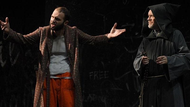 Classico senza tempo Ferrini all’Abbado con il suo Shakespeare