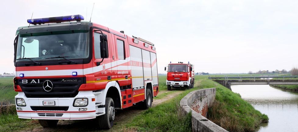 Grosso rogo di paglia, si sospetta il dolo 