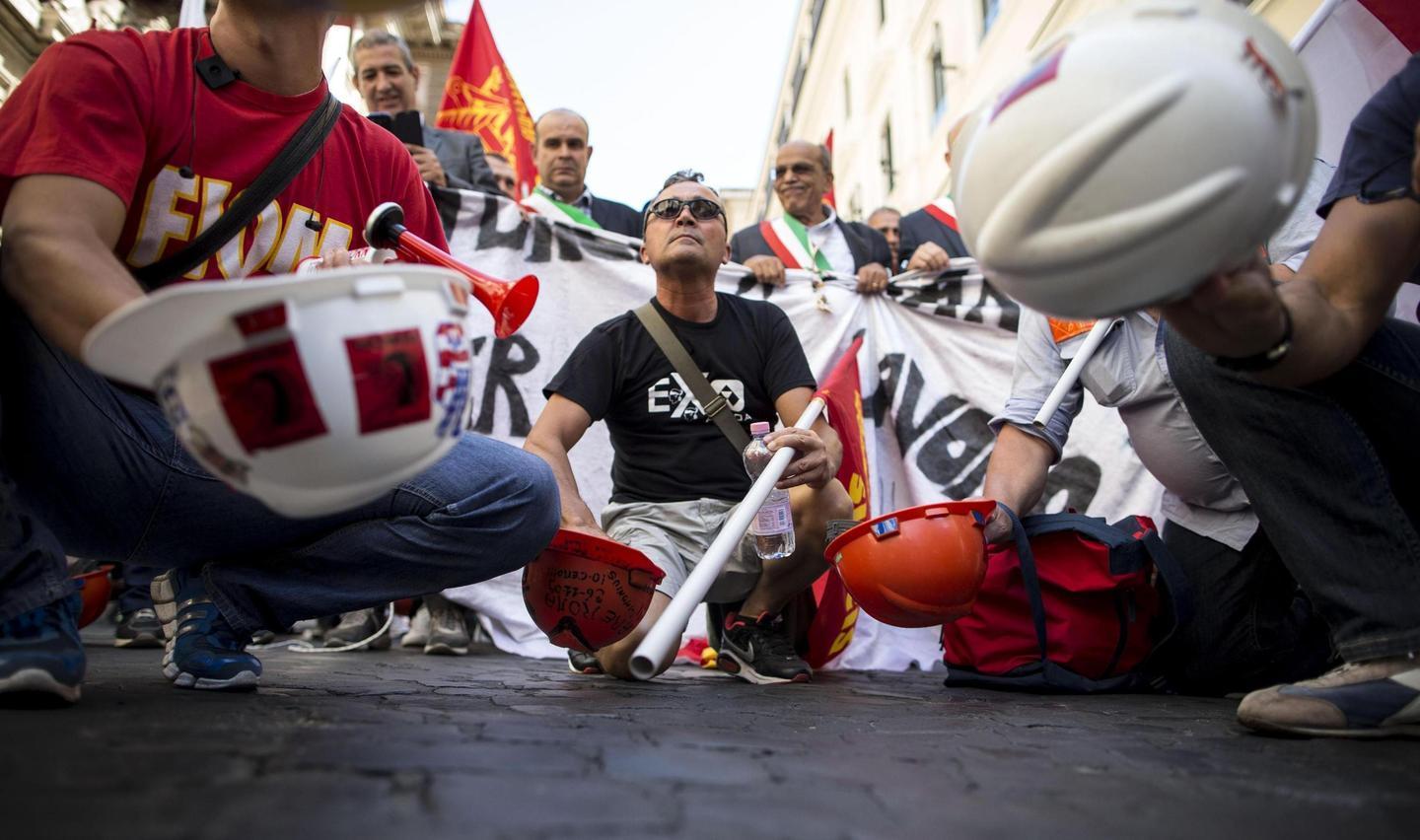 Ex Alcoa, operai azionisti: avranno il 5% delle quote 