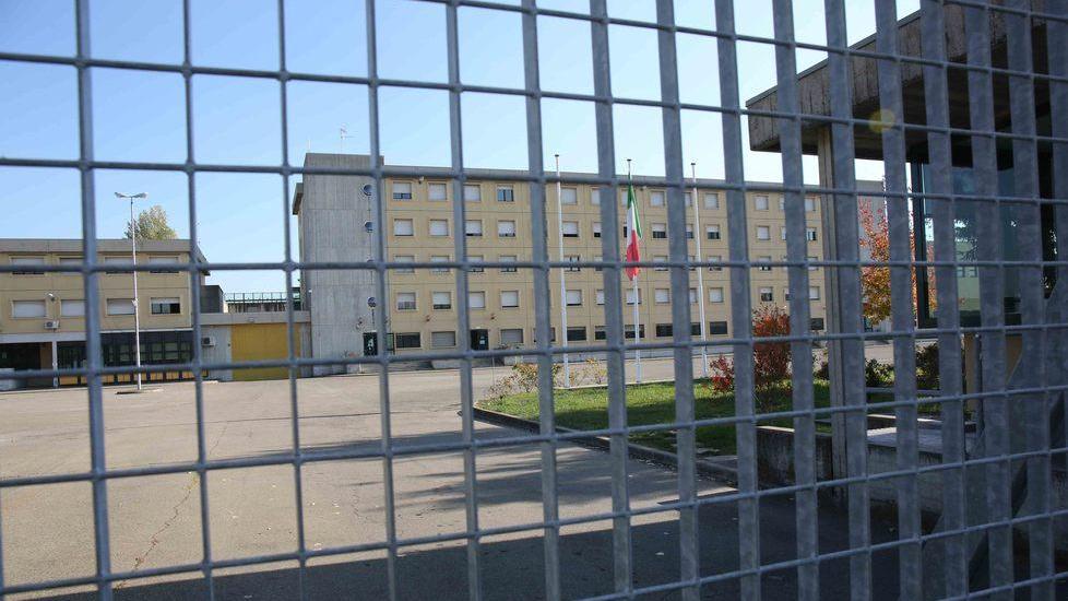 «Troppo fumo dentro l’ex Opg»