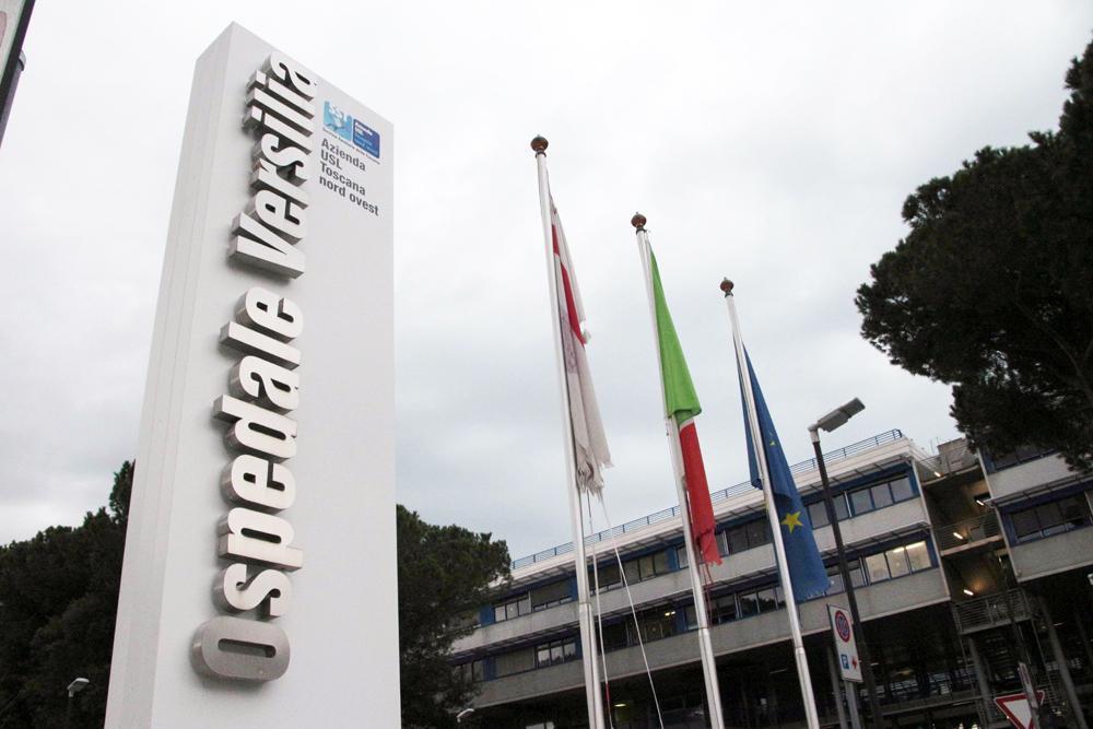 Neonata muore poche ore dopo il parto all'ospedale Versilia