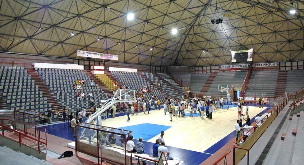 Il PalaCarrara, e il futuro del Pistoia Basket, al centro delle polemiche
