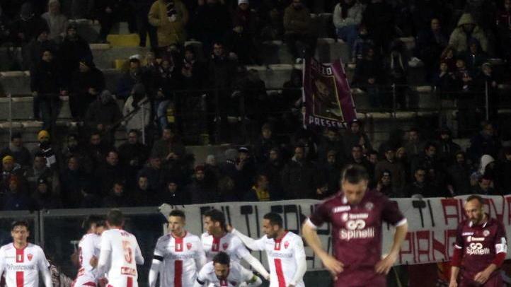 Chi perde contro il Livorno poi punisce il Pisa. E viceversa