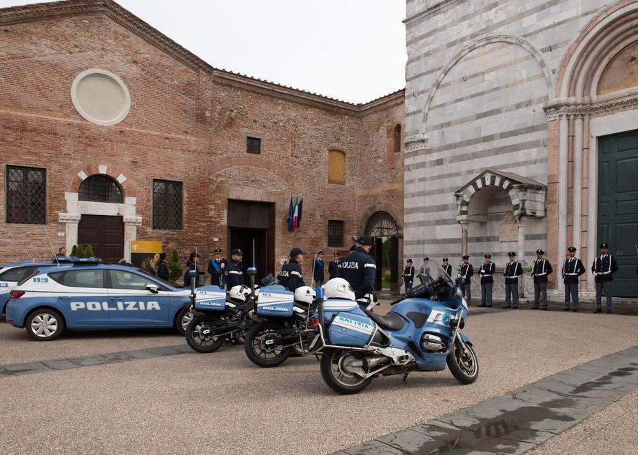 Polizia, lotta al crimine senza quartiere 