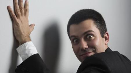 «La nostra ansia? Possiamo amarla» Lo spiega a Sassari Saverio Raimondo