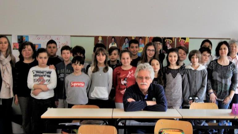 Lezione dell’Avis alle elementari e medie