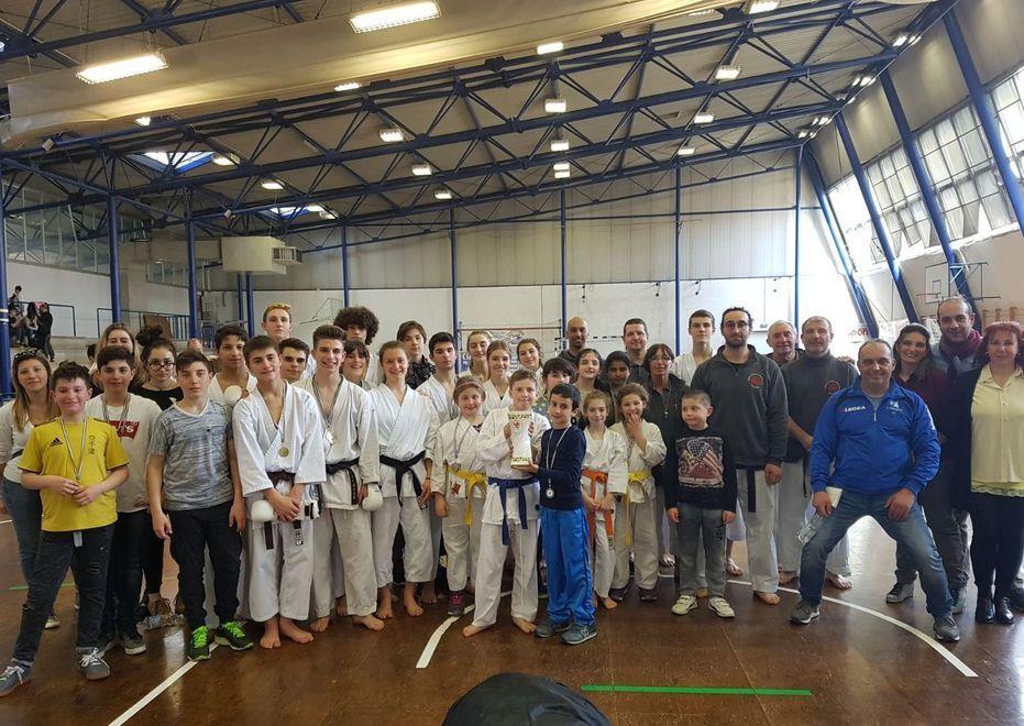 Tanti applausi per la Nakayama al Trofeo Grifo di Karate