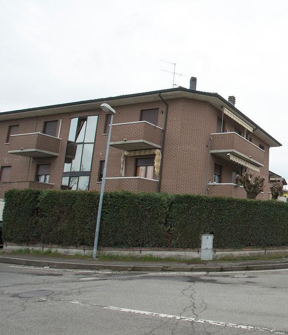 Castelvetro. In fiamme contatori di un palazzo Paura e due  intossicati
