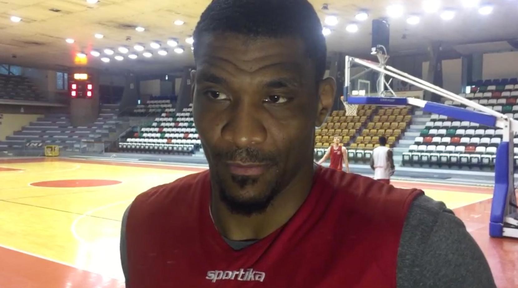 L'ala della Grissin Bon James White: "Reggio è la mia seconda casa"