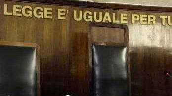 Il pm chiede più di 4 anni per il bagnino violento