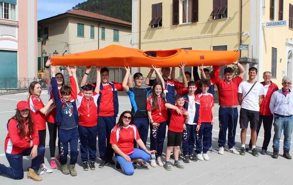 Canoa Kayak Versilia sugli scudi 