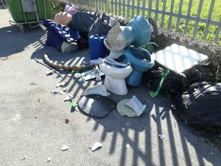I furbetti dei rifiuti incastrati dalla telecamere